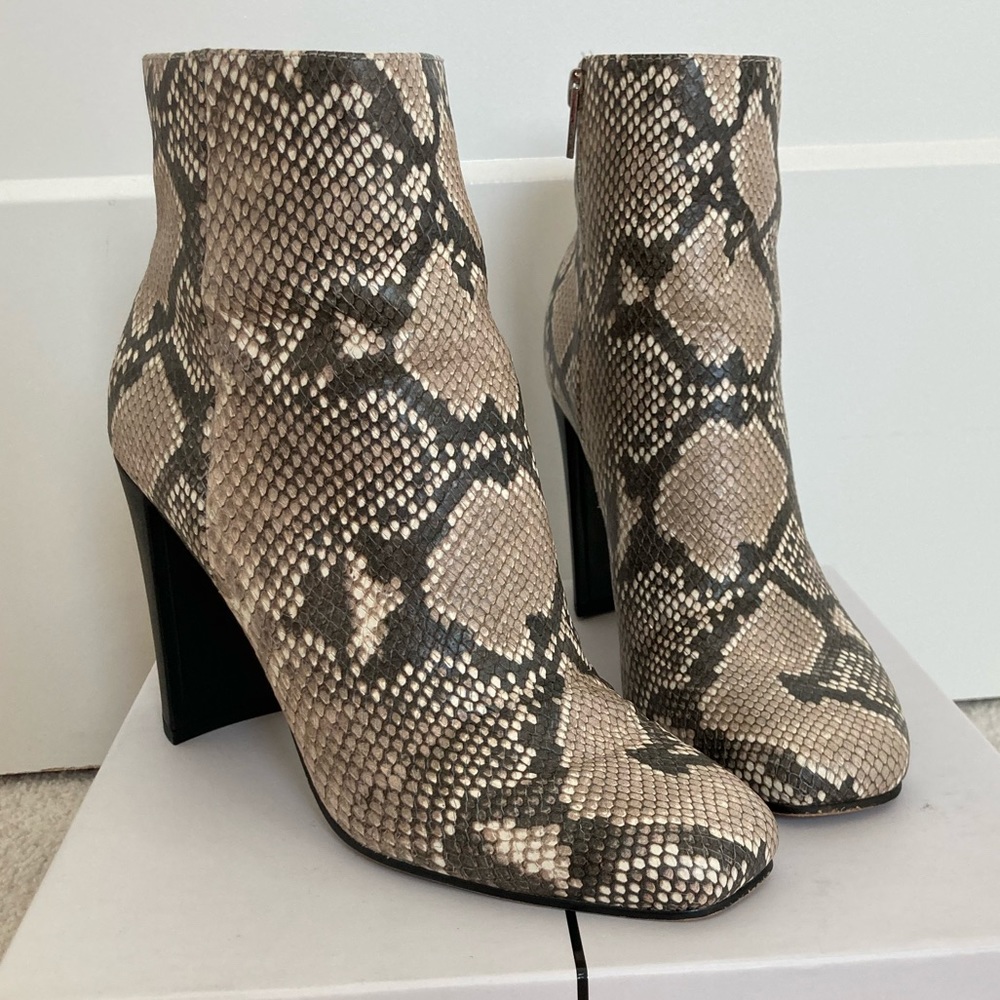 Dolce Vita Nilani Snakeskin booties
